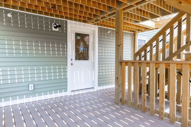 71 Friend St 3rd, Gloucester, MA 01930