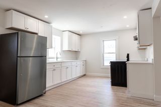71 Friend St 3rd, Gloucester, MA 01930