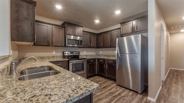 716 Vista Street, Gentry, AR 72734
