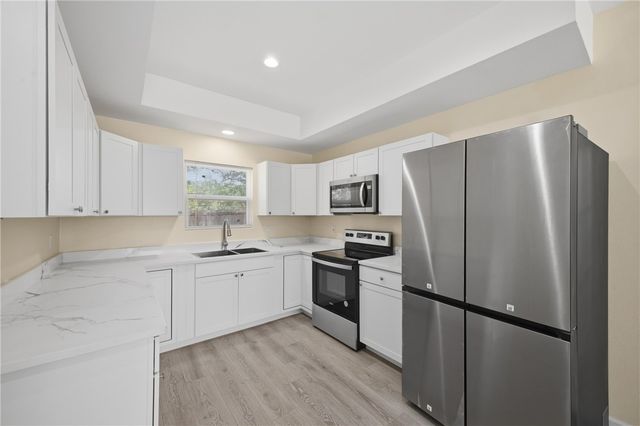 100 Walnut Circle, Somerville, TX 77879