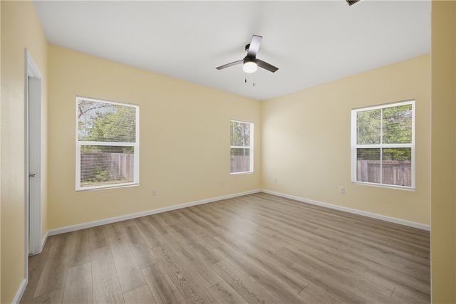 100 Walnut Circle, Somerville, TX 77879