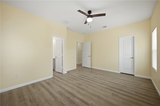 100 Walnut Circle, Somerville, TX 77879