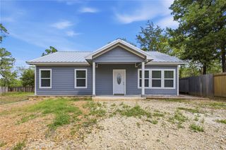 100 Walnut Circle, Somerville, TX 77879