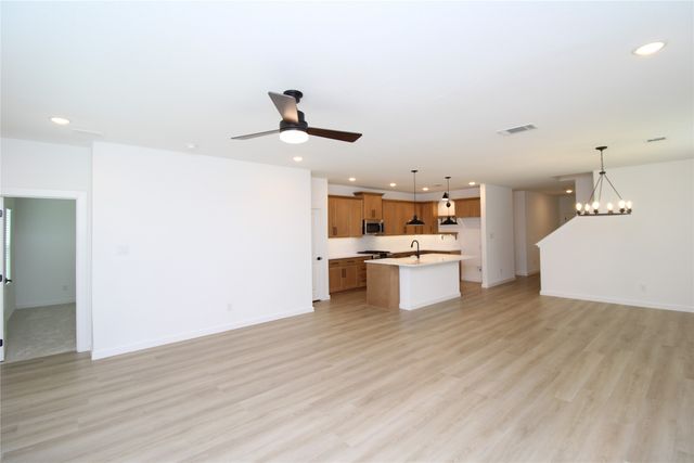 509 Ridgewood Drive, Van Alstyne, TX 75495