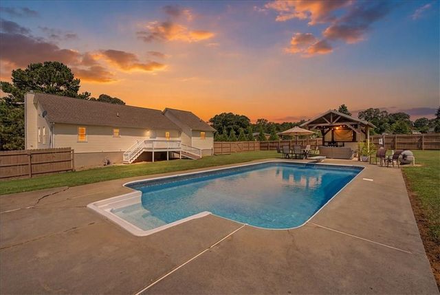 228 Pea Ridge Road, Rockmart, GA 30153