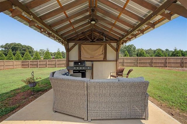 228 Pea Ridge Road, Rockmart, GA 30153