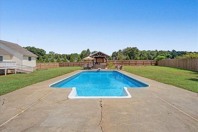 228 Pea Ridge Road, Rockmart, GA 30153
