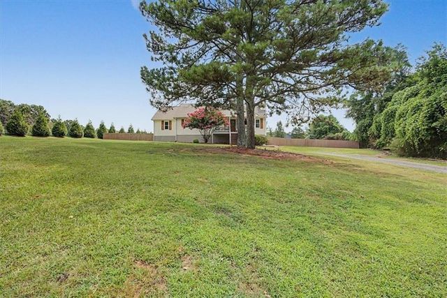 228 Pea Ridge Road, Rockmart, GA 30153