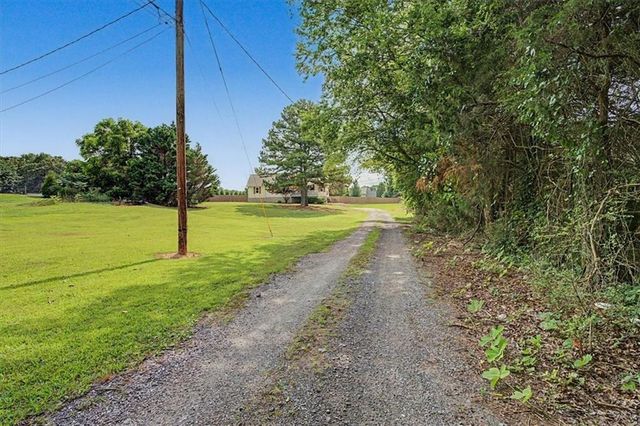 228 Pea Ridge Road, Rockmart, GA 30153