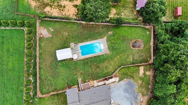 228 Pea Ridge Road, Rockmart, GA 30153