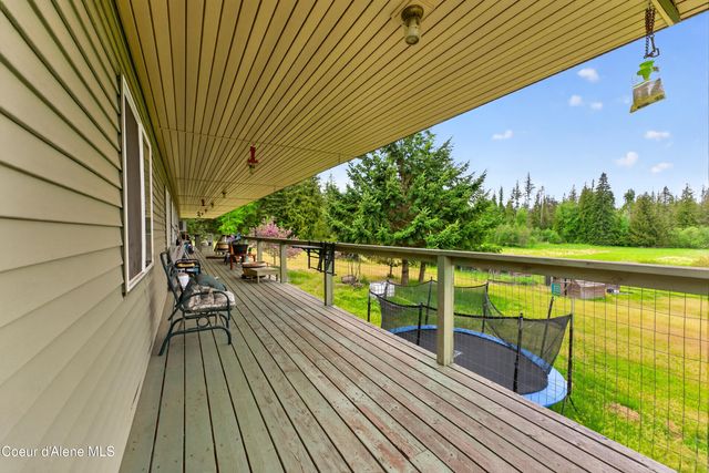1025 Old Priest River RD, Priest River, ID 83856