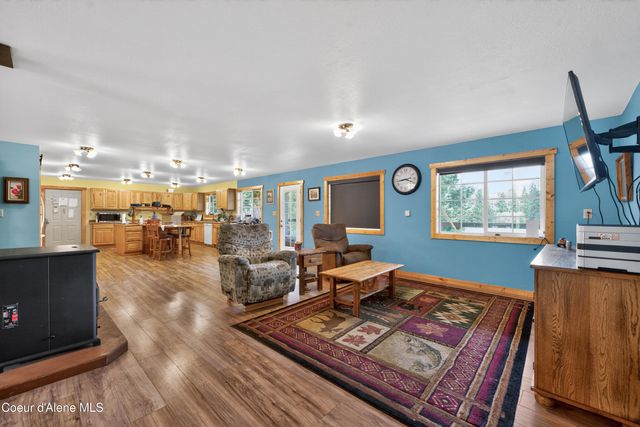 1025 Old Priest River RD, Priest River, ID 83856