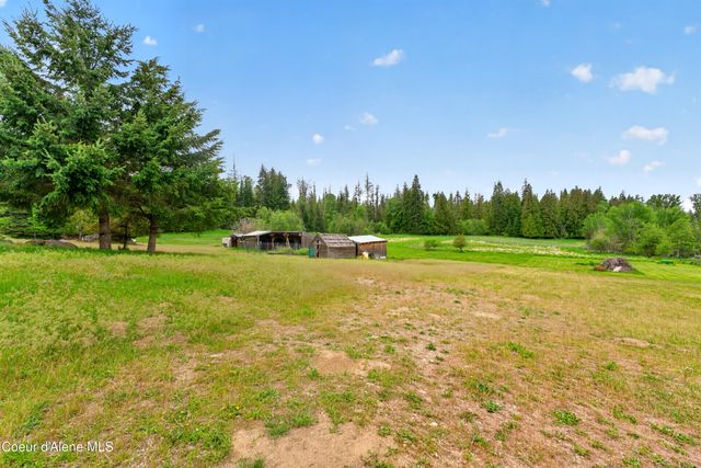 1025 Old Priest River RD, Priest River, ID 83856