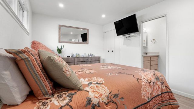 2225 Kent Street, San Mateo, CA 94403