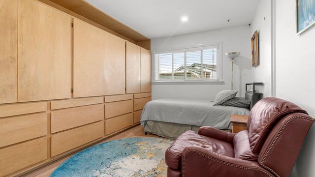 2225 Kent Street, San Mateo, CA 94403