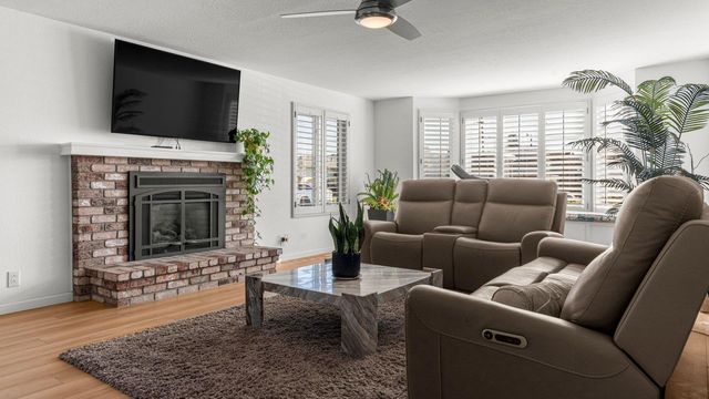 2225 Kent Street, San Mateo, CA 94403