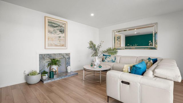2225 Kent Street, San Mateo, CA 94403