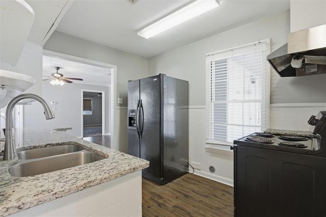 3907 Jande Street, Lake Charles, LA 70605