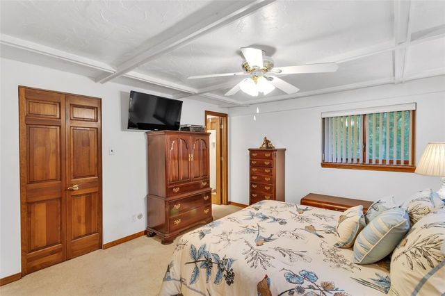 6229 Terry Ln, Washington Twp, PA 15668