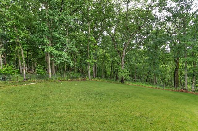 6229 Terry Ln, Washington Twp, PA 15668