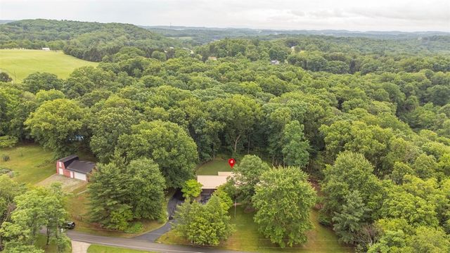 6229 Terry Ln, Washington Twp, PA 15668