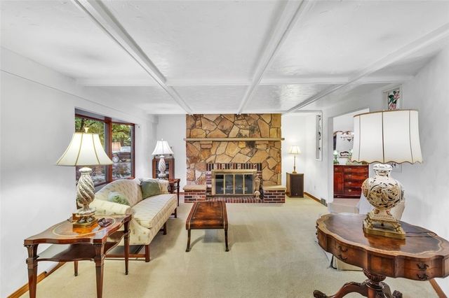 6229 Terry Ln, Washington Twp, PA 15668