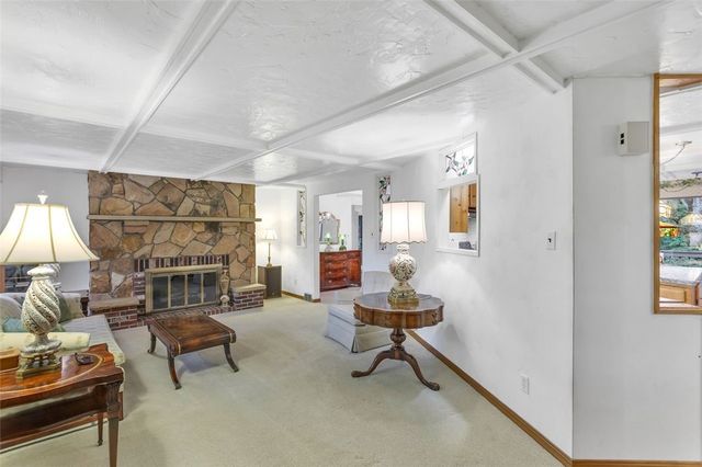 6229 Terry Ln, Washington Twp, PA 15668