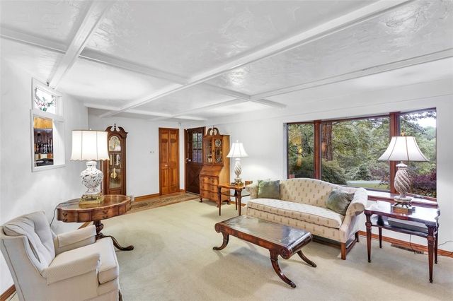 6229 Terry Ln, Washington Twp, PA 15668