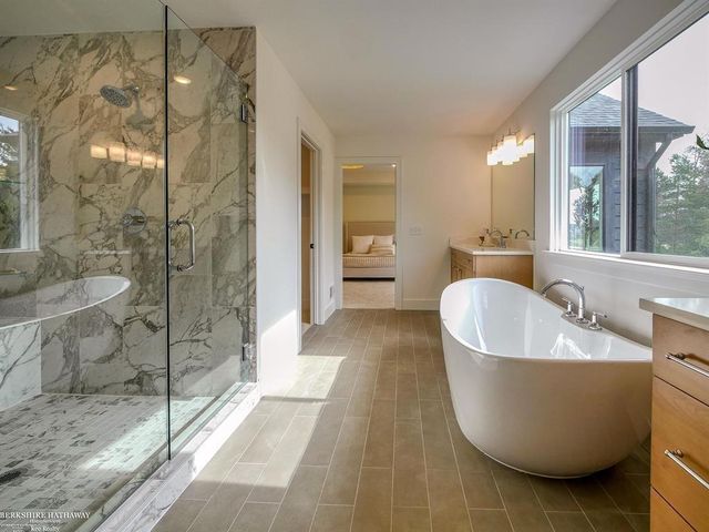 24610 Sawgrass Drive, Macomb Twp, MI 48042