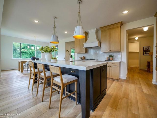 24610 Sawgrass Drive, Macomb Twp, MI 48042