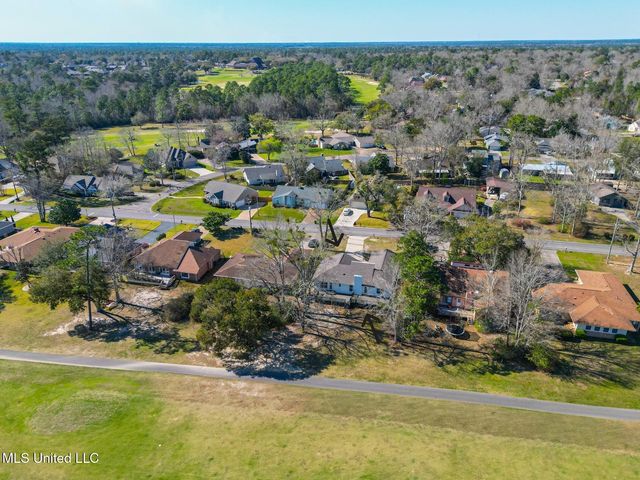 6828 Hilo Street, Diamondhead, MS 39525