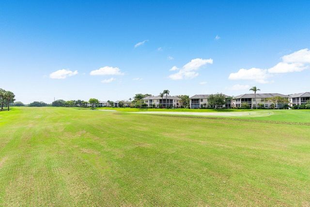 5236 Via De Amalfi Drive, Boca Raton, FL 33496