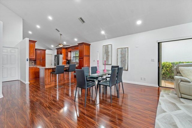 5236 Via De Amalfi Drive, Boca Raton, FL 33496