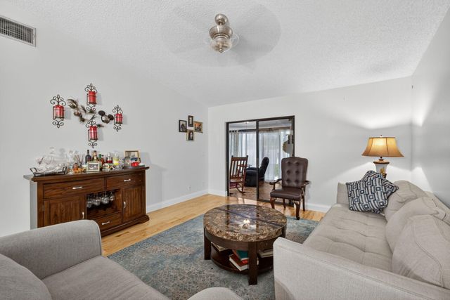 2640 Gately Drive W 406, West Palm Beach, FL 33415