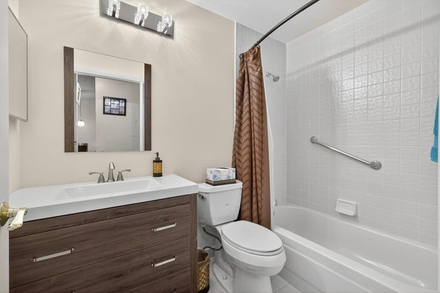 2640 Gately Drive W 406, West Palm Beach, FL 33415