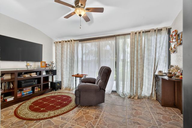 2640 Gately Drive W 406, West Palm Beach, FL 33415