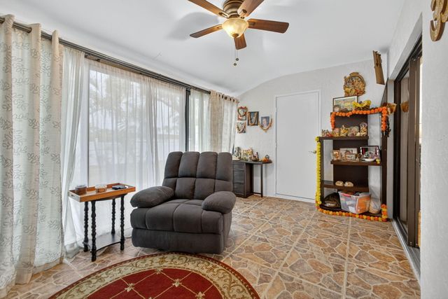 2640 Gately Drive W 406, West Palm Beach, FL 33415