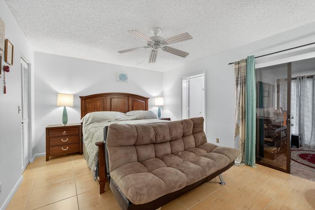 2640 Gately Drive W 406, West Palm Beach, FL 33415