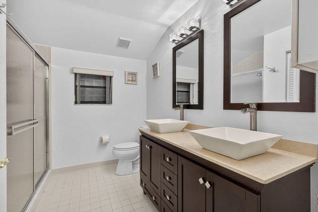 2640 Gately Drive W 406, West Palm Beach, FL 33415