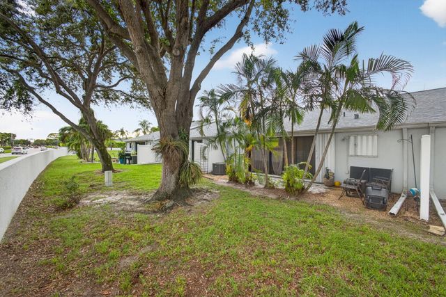 2640 Gately Drive W 406, West Palm Beach, FL 33415