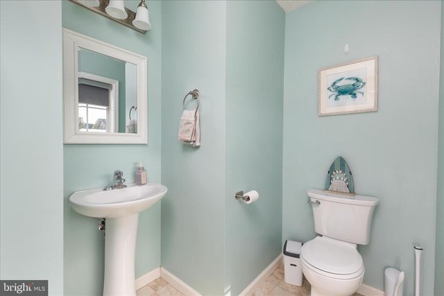 74 TOULOUSE LN, Martinsburg, WV 25403