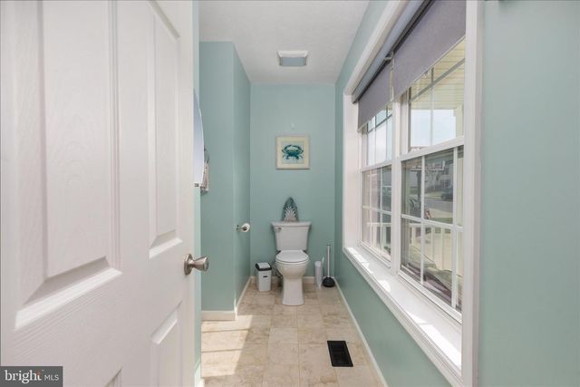 74 TOULOUSE LN, Martinsburg, WV 25403