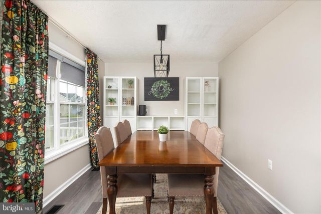 74 TOULOUSE LN, Martinsburg, WV 25403