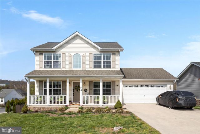 74 TOULOUSE LN, Martinsburg, WV 25403