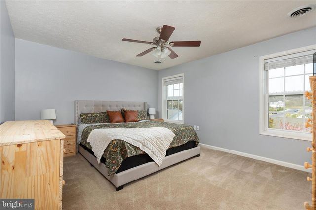74 TOULOUSE LN, Martinsburg, WV 25403