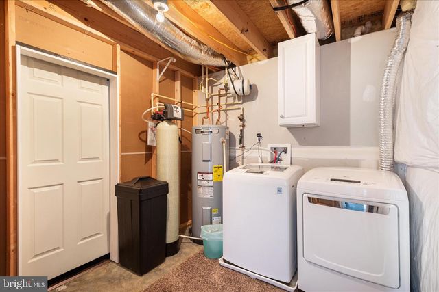 74 TOULOUSE LN, Martinsburg, WV 25403