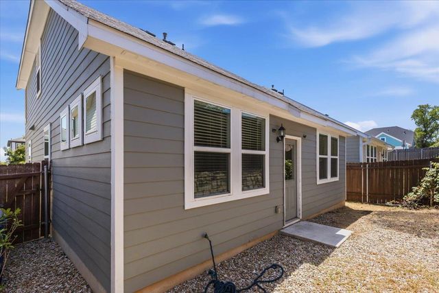 5202 Dimesky LN, Austin, TX 78723