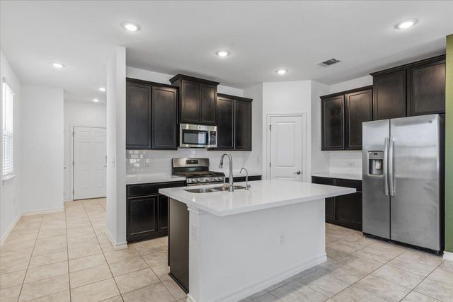 5202 Dimesky LN, Austin, TX 78723
