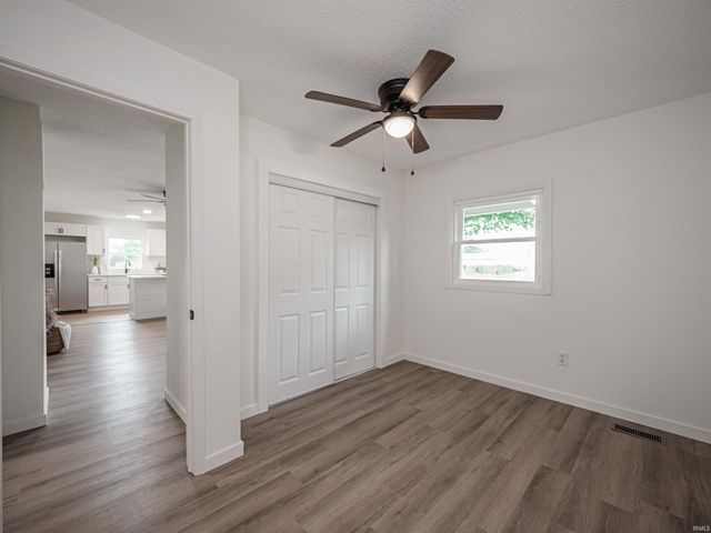 4520 Taylor Avenue, Evansville, IN 47714