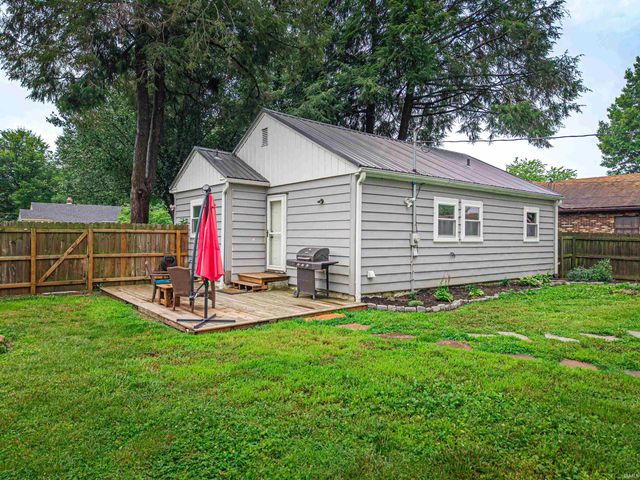 4520 Taylor Avenue, Evansville, IN 47714